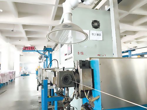 電線電纜拉線機